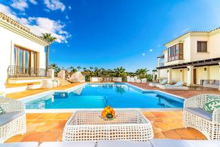 House in El Paraíso