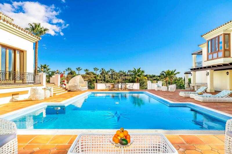 Foto a3432a47-7c66-4049-9257-50a9efc89aa7. Haus mit heizung parking pool in El Paraíso Benahavís