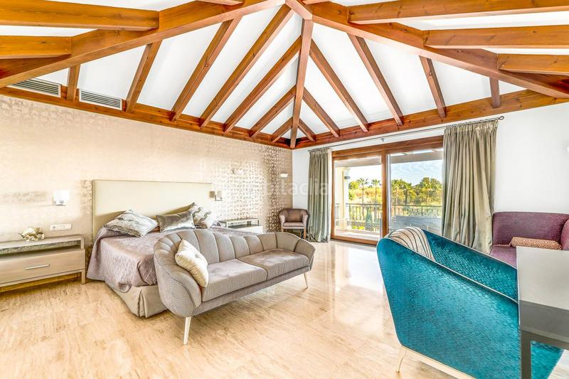 Foto c2b1ddd3-1ee1-4c31-b79f-ed7b5658db50. Haus mit heizung parking pool in El Paraíso Benahavís