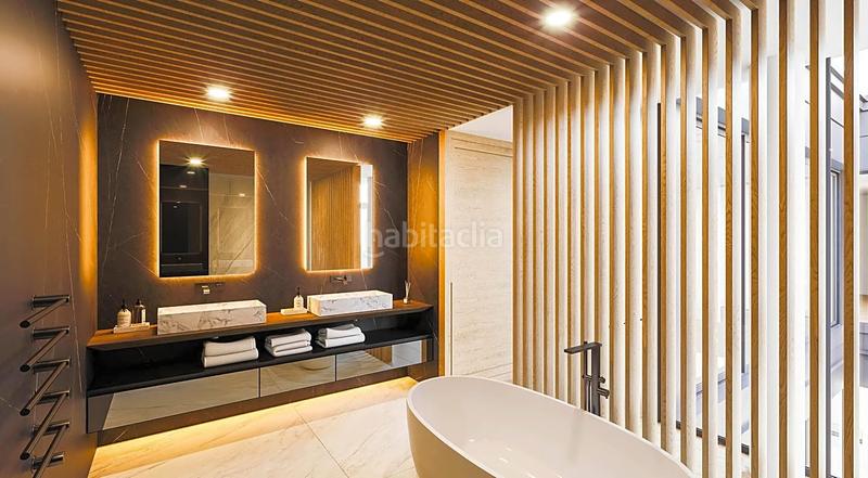 Foto b869eb80-4d3e-4e35-8c31-58f0e5fc022a. Casa amb calefacció aparcament piscina a La Dama de Noche - La Alzambra Marbella