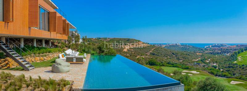 Foto cdd7938e-5401-4638-bb16-deb38894b1c0. Casa amb aparcament piscina a Casares golf - Casares del sol Casares