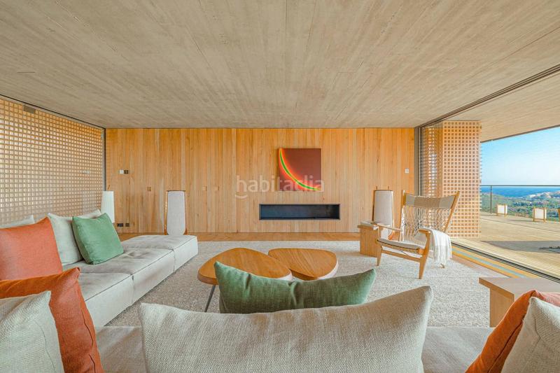 Foto f875a951-87cd-402d-b818-0c006dfcb104. Casa amb aparcament piscina a Casares golf - Casares del sol Casares