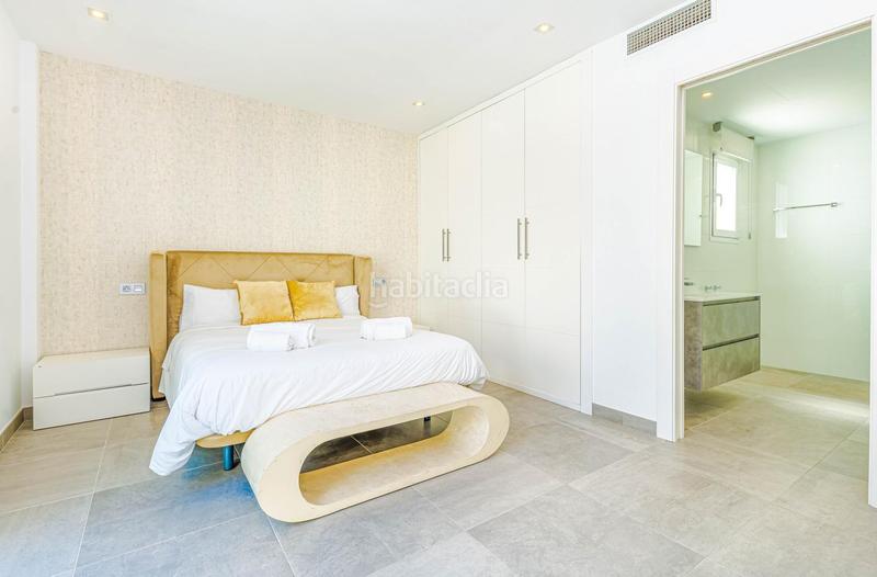 Foto a15bf08b-e46d-413f-a30f-517c622d9e53. Haus mit heizung parking pool in Las Brisas Marbella