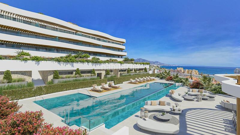 Foto 9a6cf963-13de-4edc-805e-9c33169c2321. Penthouse with parking pool in El Faro de Calaburra - Chaparral Mijas