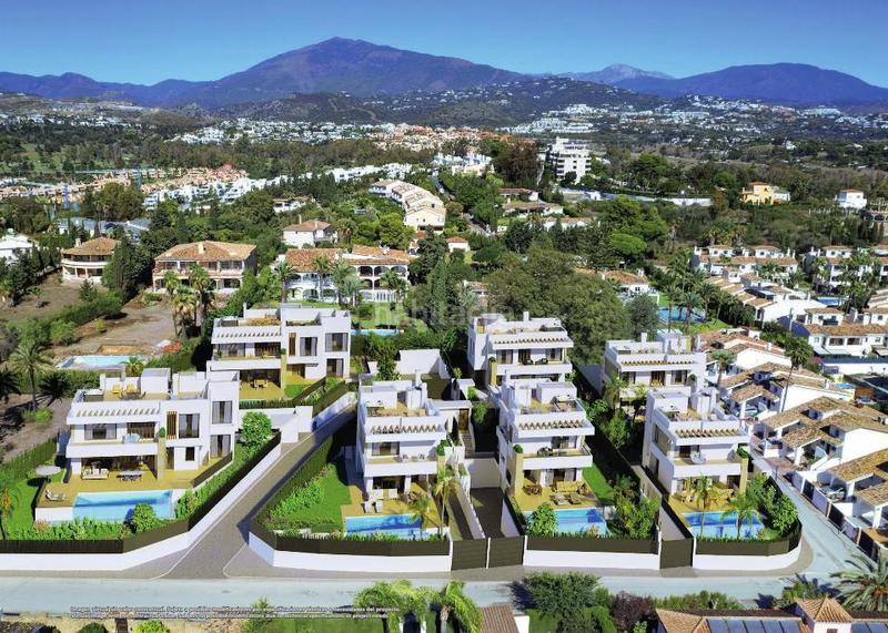 Foto ba2dd3d8-3cb6-487d-85a9-7a826ea1478d. Casa en Nueva Atalaya Estepona