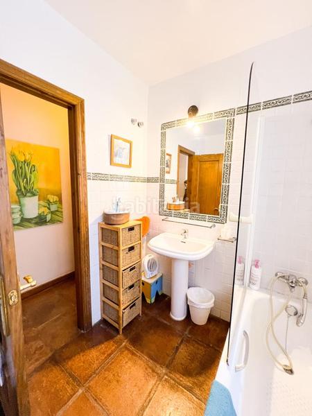 Foto c2ba6459-32cd-442e-a173-f49b3e538937. Casa en Río Real Marbella