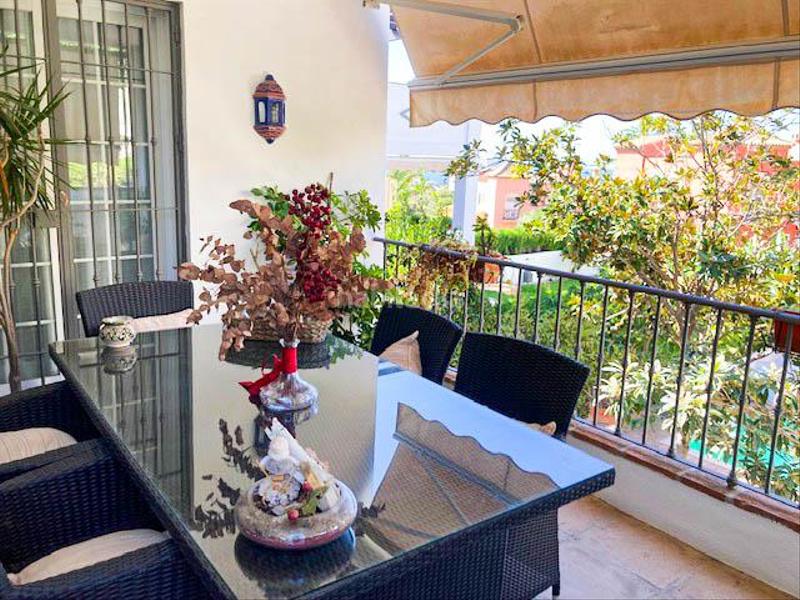 Foto f028c43f-6cb3-4adc-8e4a-dc50e1fd4fa1. Casa en Río Real Marbella