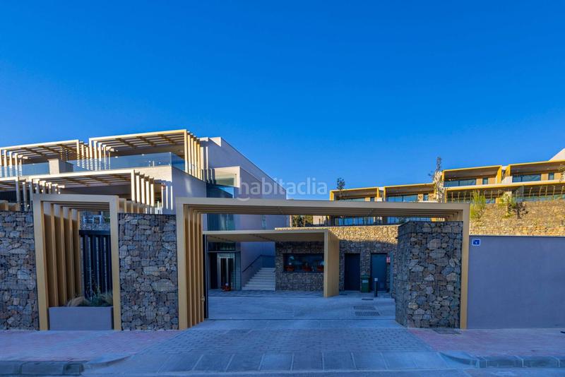 Foto f21efd99-3a6b-439d-aeb2-3bc9c9235c6b. Casa a schiera con parcheggio piscina in El Faro de Calaburra - Chaparral Mijas