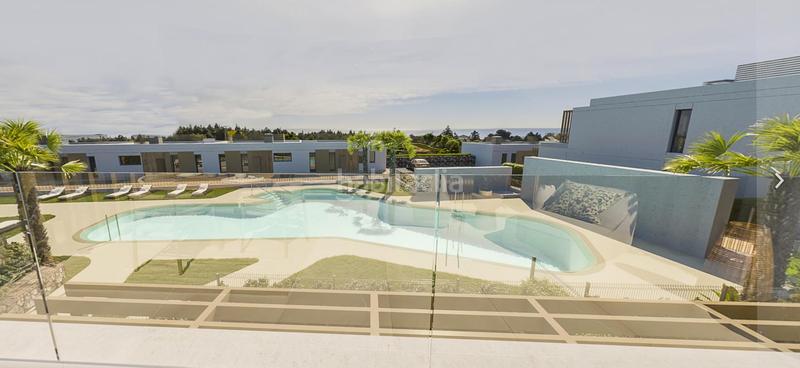 Foto 76c9181b-22d4-407b-815b-3f1df0816d15. Semi detached house with parking pool in El Faro de Calaburra - Chaparral Mijas