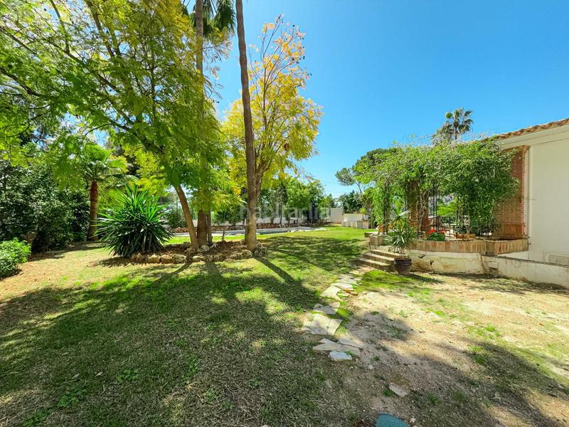 Foto 8c8d96df-e192-45ba-8aa4-c896f8d206b5. House with parking pool in Sierra Blanca Marbella