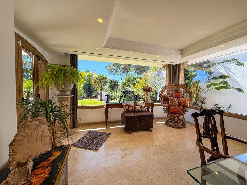 Foto 8ef8b004-0a01-48c5-a2f5-54495313f77b. Maison avec parking piscine dans Sierra Blanca Marbella