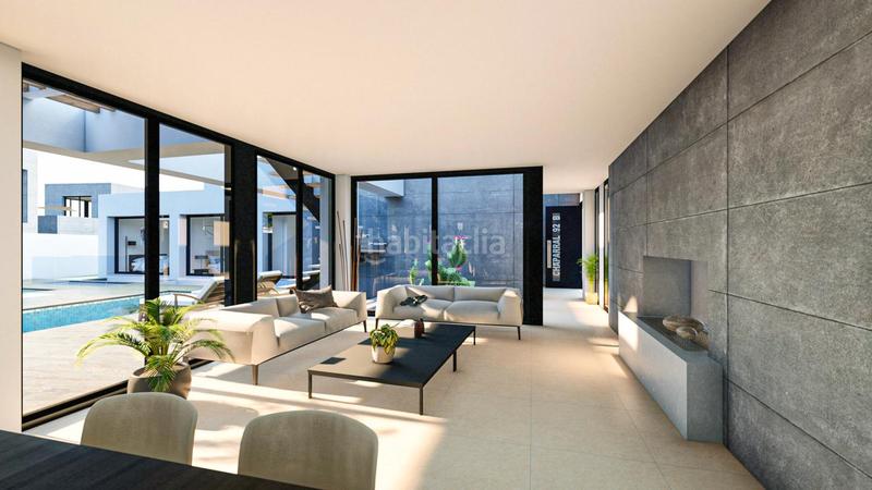 Foto 784652e5-4bed-497a-a80e-8b58afc03f1c. House with heating parking pool in El Faro de Calaburra - Chaparral Mijas