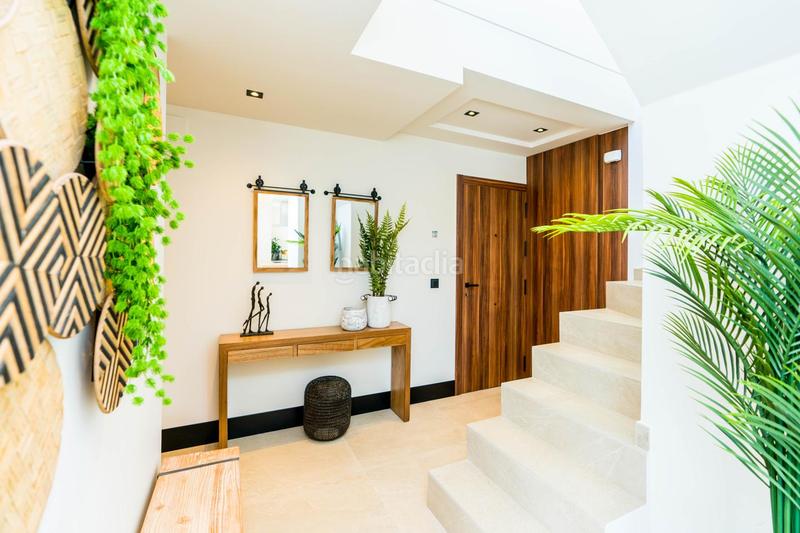 Foto 5586a349-214a-4263-8ed8-4170a1d8fd86. Dachwohnung mit heizung parking pool in Los Naranjos Marbella