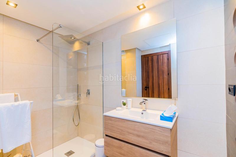 Foto f1ed93cf-8dc7-410b-ad58-93cfe3bf44fc. Dachwohnung mit heizung parking pool in Los Naranjos Marbella