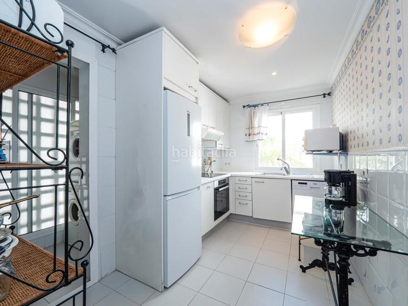 Foto 1e9324c7-ede8-4a14-828e-8f5f0d8aec27. Apartament amb calefacció aparcament piscina a Puerto Banús Marbella