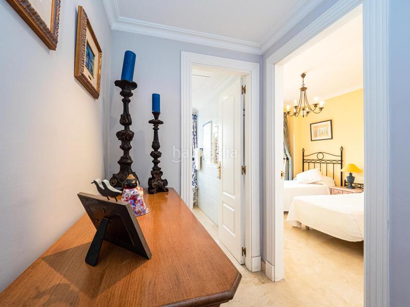 Foto 381d29af-5d26-4148-8474-236a66ee128a. Apartament amb calefacció aparcament piscina a Puerto Banús Marbella