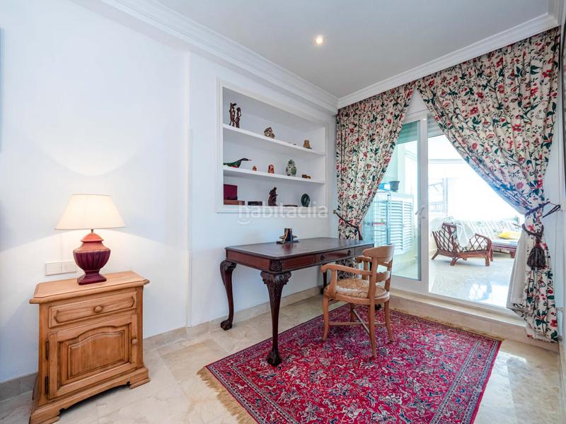 Foto ae286efb-ff5a-4147-9bac-c2601a3dd6f3. Apartament amb calefacció aparcament piscina a Puerto Banús Marbella