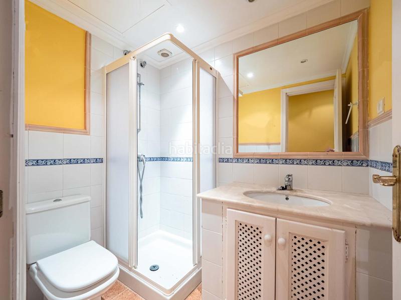 Foto c662a99a-e7a7-4910-885b-ff91030bc522. Apartament amb calefacció aparcament piscina a Puerto Banús Marbella