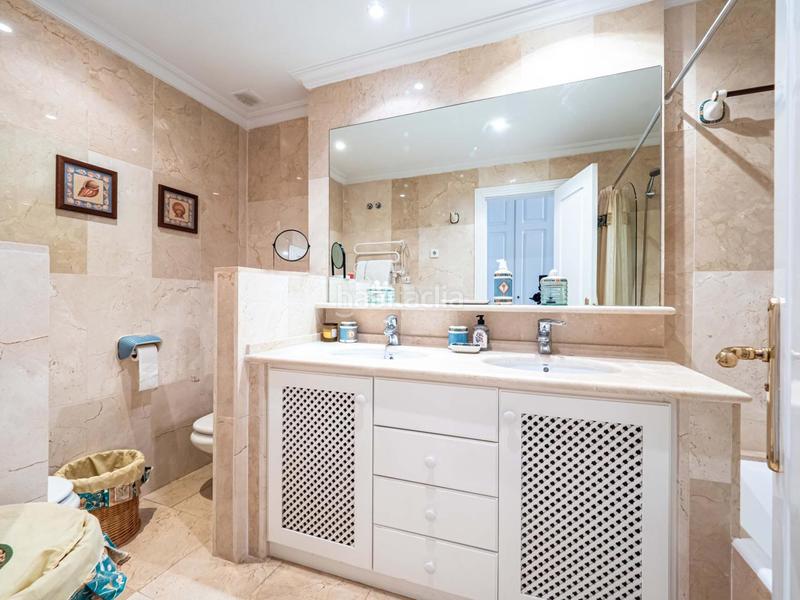 Foto cdcf9742-afb0-4727-9712-2fda508e765b. Apartament amb calefacció aparcament piscina a Puerto Banús Marbella