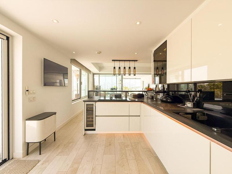 Foto 514cedb7-d5de-4484-aeec-3b2736eddc53. Apartament amb calefacció aparcament piscina a Casares pueblo Casares