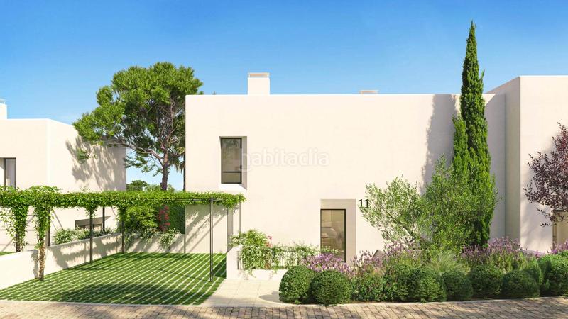 Foto 8d7c378d-b4df-4d11-9fa2-15ff628c8183. House with heating parking pool in Sotogrande alto Sotogrande