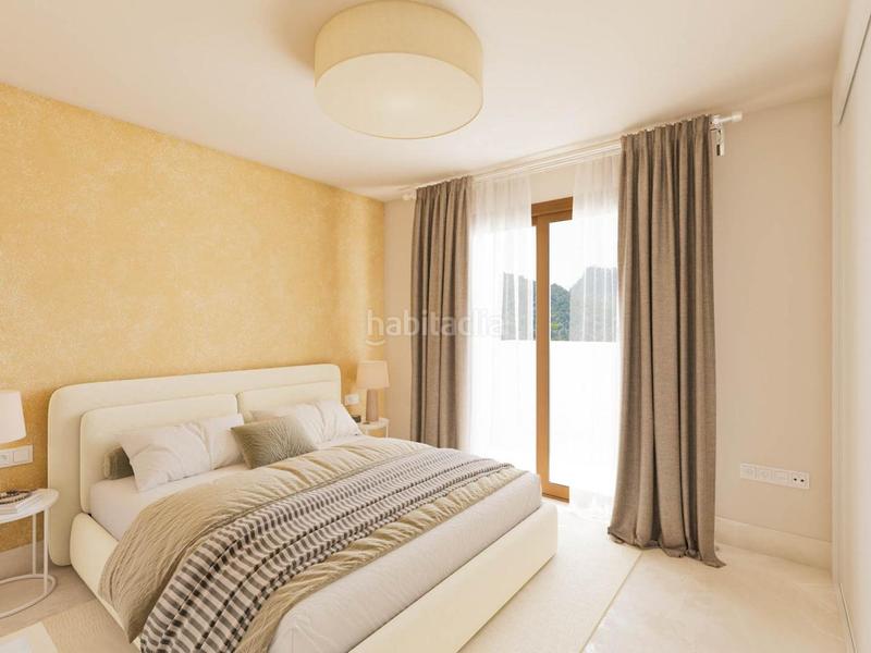 Foto d11edc48-6338-4d93-a413-5b9019a6ad6d. Penthouse with heating parking pool in Benahavís pueblo Benahavís