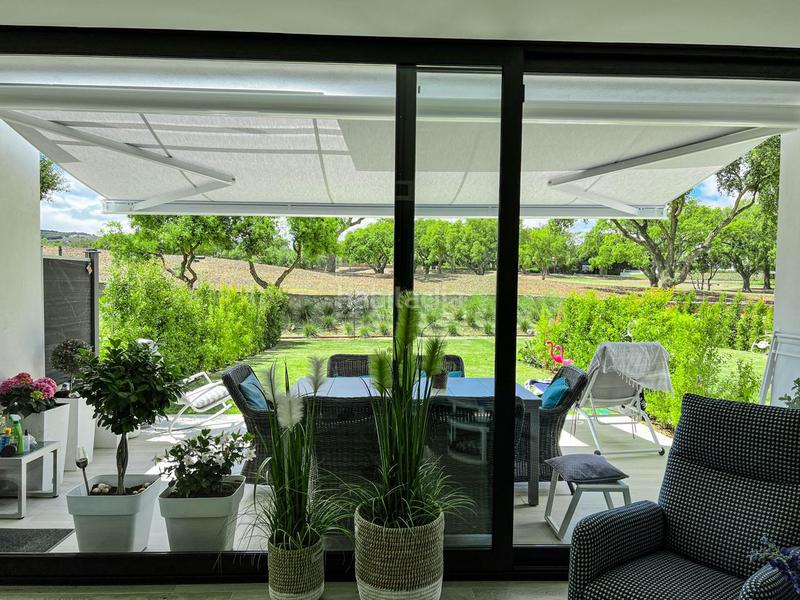 Foto 0caba709-cf16-4673-96aa-149879e52219. Casa a schiera con riscaldamento parcheggio piscina in Sotogrande