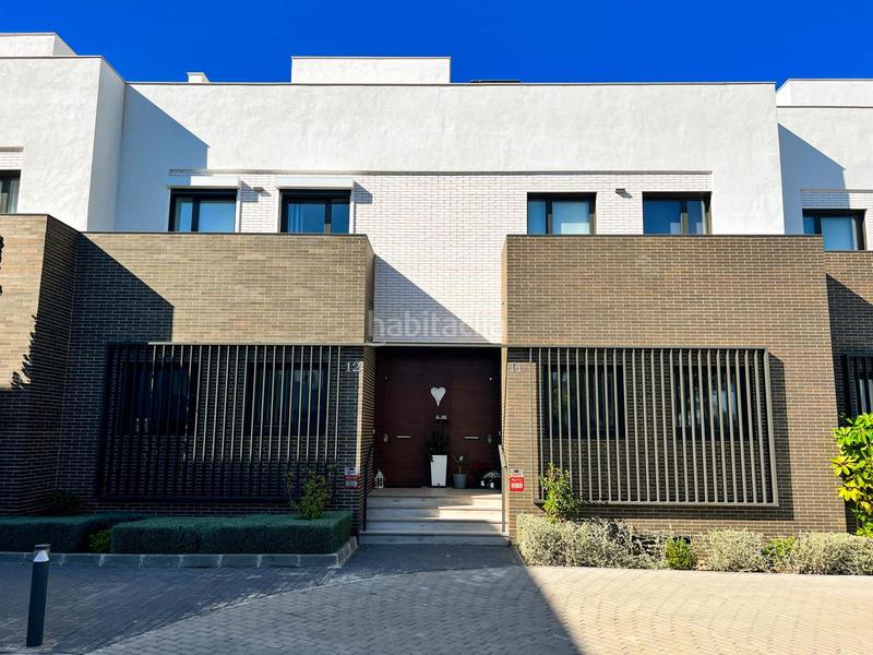 Foto 190b813d-293f-482a-b7f0-6d81e8cb1229. Casa a schiera con riscaldamento parcheggio piscina in Sotogrande