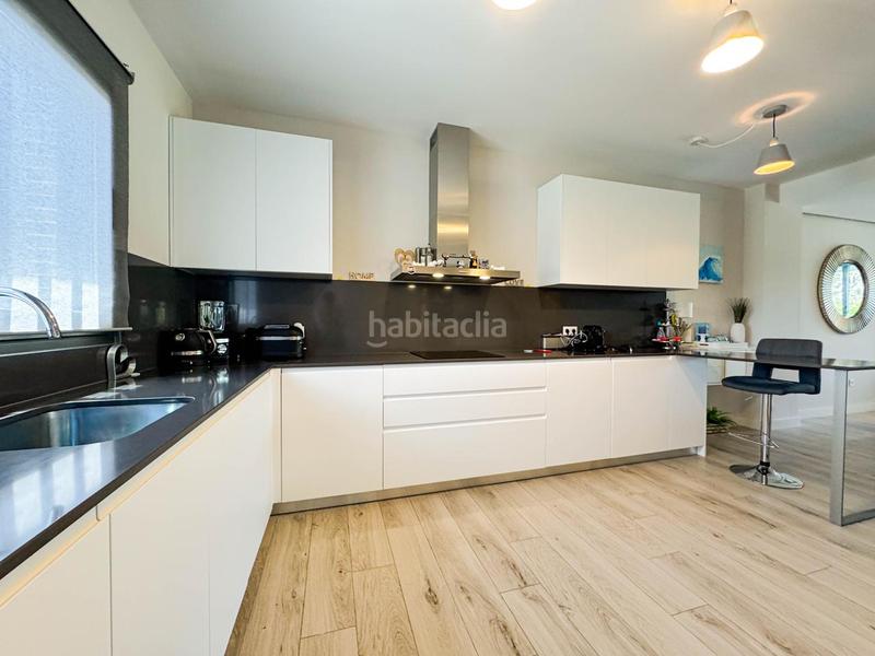 Foto 56e9eea2-917f-4418-911d-ab813c22f88f. Maison jumelée avec chauffage parking piscine dans Sotogrande alto Sotogrande