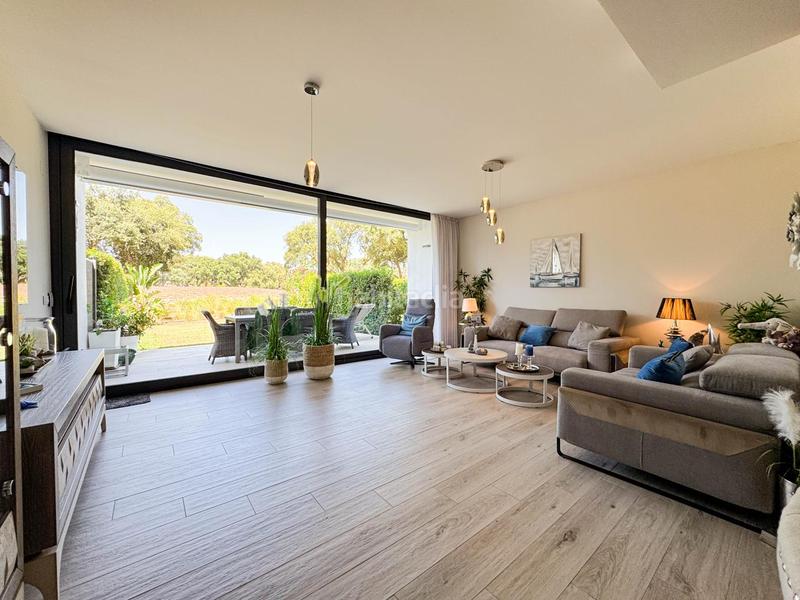 Foto 0cb4ab51-9b5e-416a-97eb-c8f8647bdd1c. Semi detached house with heating parking pool in Sotogrande alto Sotogrande