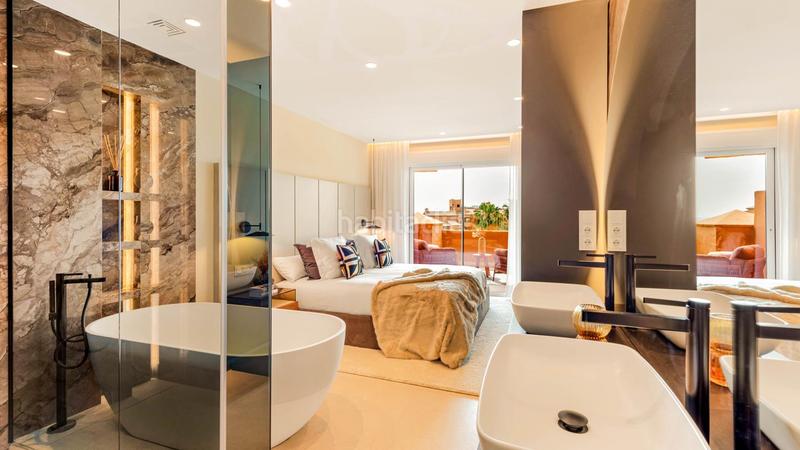 Foto 4a26d004-e5d3-4a13-ba1a-cd47e798b208. Appartement mit heizung parking pool in Zona de Punta Plata Estepona