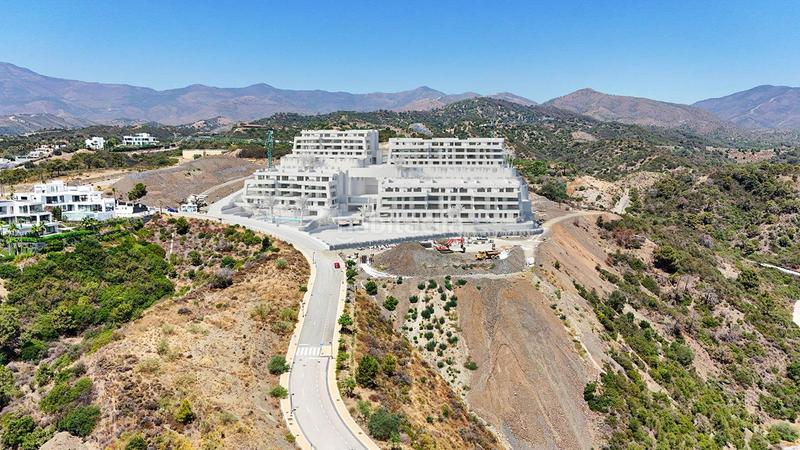 Foto f228b849-cc8d-4f72-92ed-056be56767f1. Apartament amb calefacció aparcament piscina a La Concha - Resina Golf Estepona