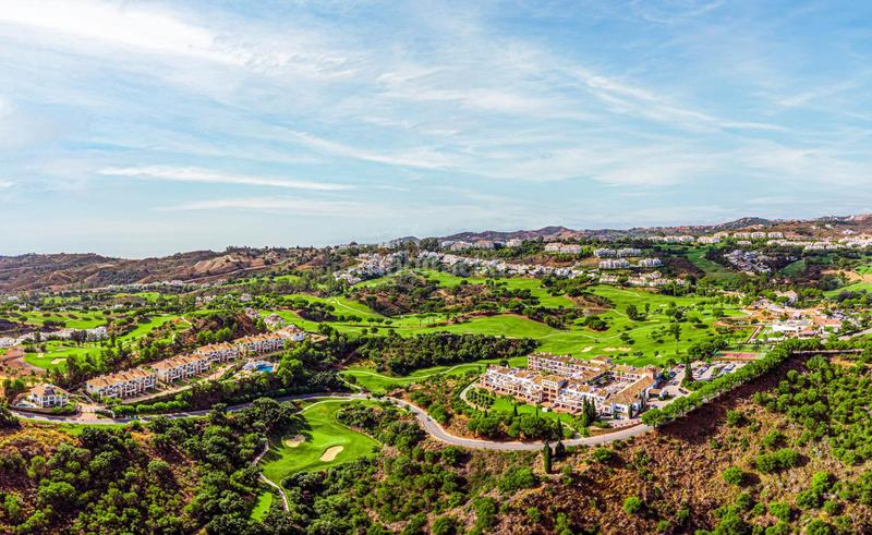 Foto 0c58851a-ef49-4171-82bd-4d90e021e1b2. Reihenhaus mit heizung parking pool in La Cala Golf - Lagar Martell Mijas