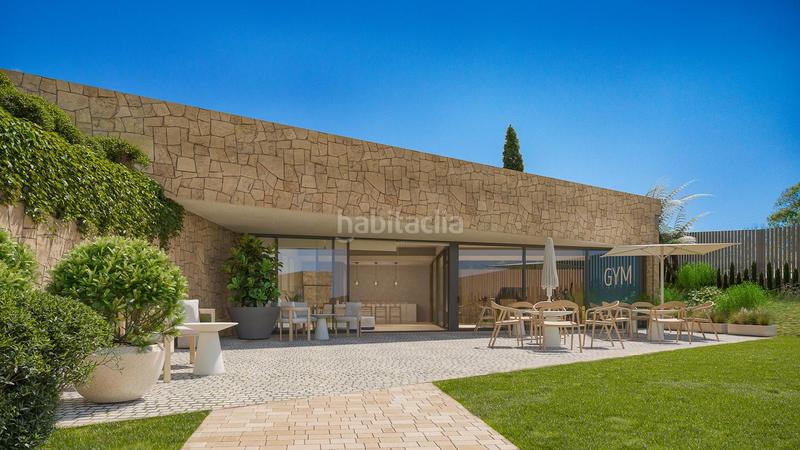 Foto 3327c2e1-f01f-44a6-a176-5edb3cae4aee. Duplex avec chauffage parking piscine dans Guadalobón Estepona