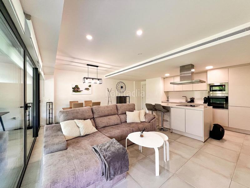 Foto 19a2055e-7a32-4d24-8813-bcb395b7c034. Apartamento en La Concha - Resina Golf Estepona