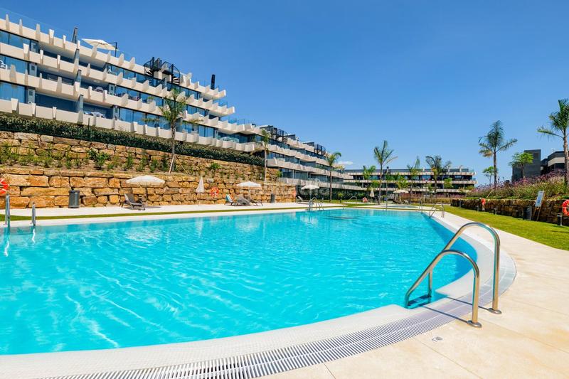Foto 80c27bde-85f3-4f56-9075-1f5006296caf. Appartement mit heizung parking pool in La Concha - Resina Golf Estepona