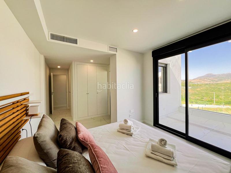 Foto bec896f5-881e-49cc-b2d2-170dcbca15b1. Appartement mit heizung parking pool in bahía de Casares Casares