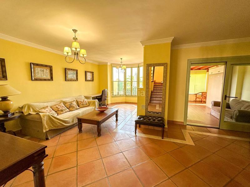 Foto f5593f37-58e1-4fd2-8024-8a1f41600497. Maison avec chauffage parking piscine dans Sotogrande alto Sotogrande