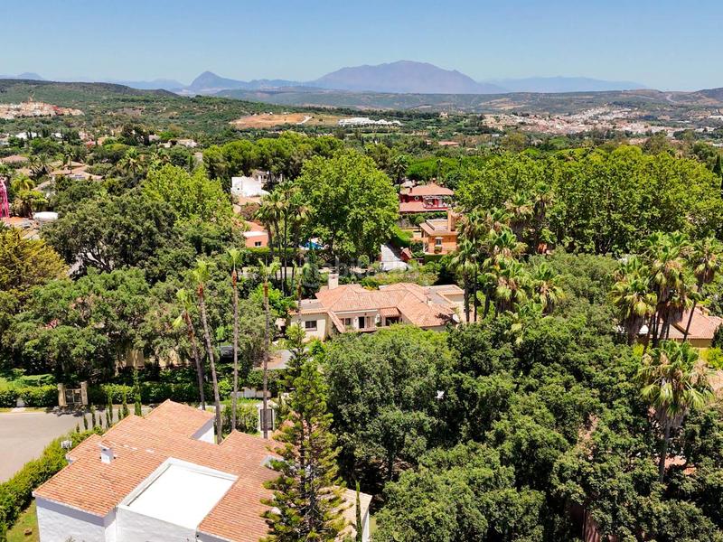 Foto 38371752-8d82-4a4d-a256-651a9f381cd7. Casa con riscaldamento parcheggio piscina in Sotogrande alto Sotogrande