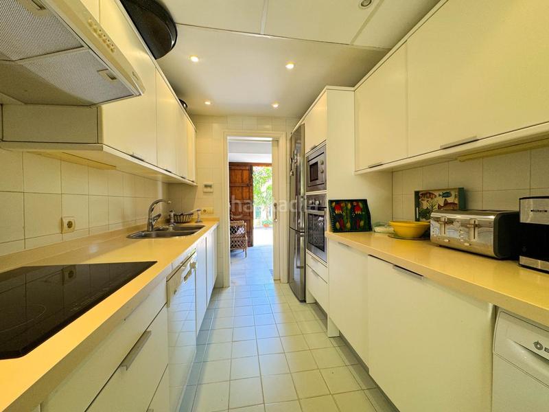 Foto 13657727-47e0-4a28-abe9-b84406742577. Haus mit heizung parking pool in Sotogrande alto Sotogrande