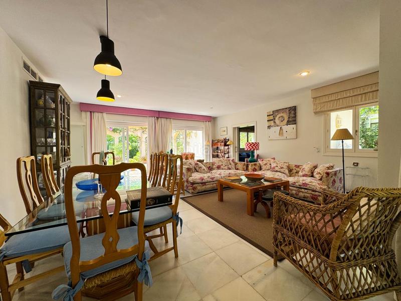 Foto 0c3a5ae3-9b34-4a9b-8315-a033ccc7184a. House with heating parking pool in Sotogrande alto Sotogrande