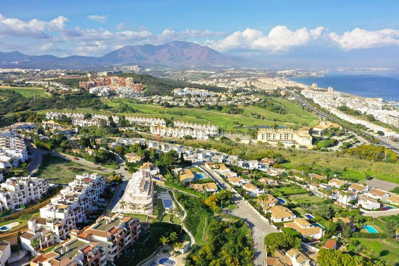 Foto 6166c1aa-e514-4a57-8dc8-6e3b9033563d. Appartement mit heizung parking pool in La Duquesa Manilva