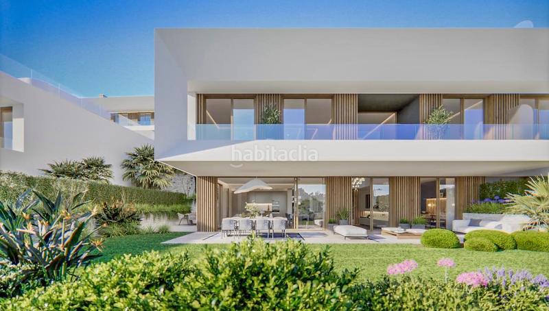 Foto 7cf7f440-18d8-44ed-ba1d-00bc10a233b3. Towny house with heating parking pool in Nueva Atalaya Estepona