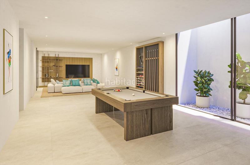 Foto 5b56af4a-e779-4253-a26c-250bdd133197. Casa amb aparcament piscina a Estepona golf Estepona