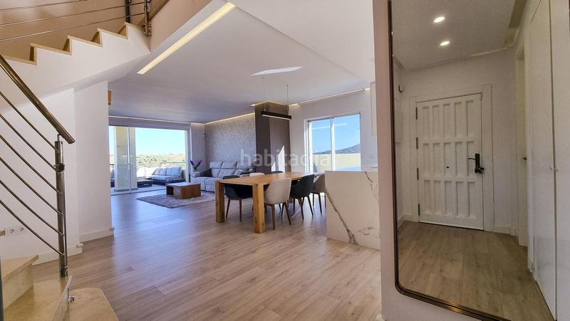 Foto 17087a01-1d04-408d-a6b2-2c00999f78dc. Duplex avec chauffage parking piscine dans Sotogrande alto Sotogrande