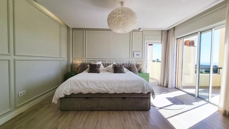 Foto 3a086d0c-581e-4eec-82d2-d6c1f995d998. Duplex avec chauffage parking piscine dans Sotogrande alto Sotogrande