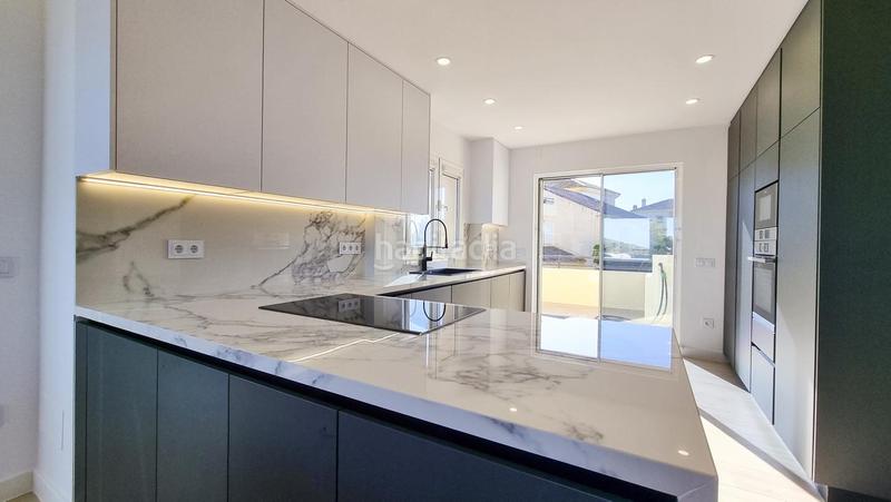 Foto 4daacedd-cdec-4fce-958d-f891fa702b21. Duplex avec chauffage parking piscine dans Sotogrande alto Sotogrande