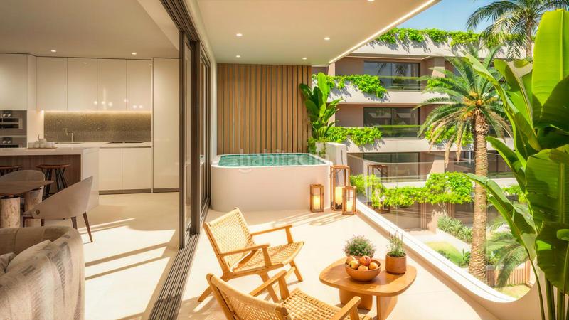 Foto 9cd3365d-8bdc-4784-aee1-bef3c7aa5e24. Dúplex amb calefacció aparcament piscina a San Pedro de Alcántara Pueblo Marbella