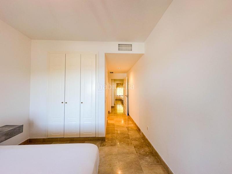 Foto ab351ca6-32d2-4a0c-b2f5-9c64dea8e7f8. Apartament amb calefacció aparcament piscina a La Duquesa Manilva