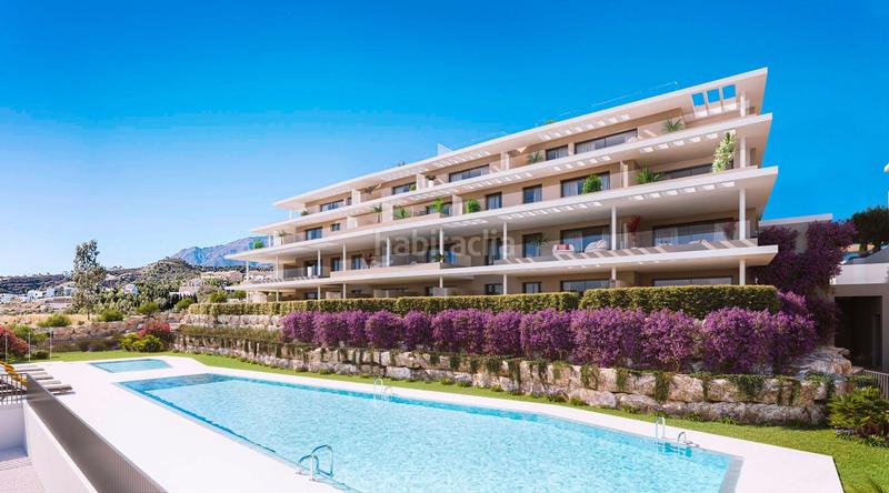 Foto a2602279-b888-47ca-865c-819571a89580. Penthouse with heating parking pool in La Concha - Resina Golf Estepona